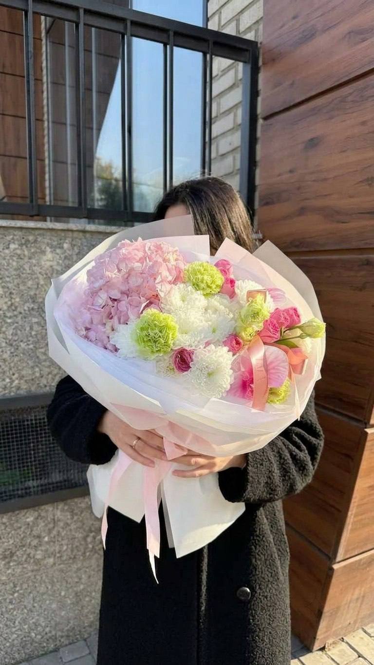 Авторский букет «Великолепный подарок»